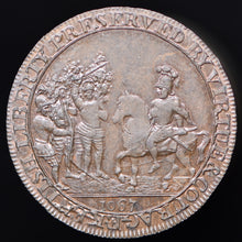Load image into Gallery viewer, 'Horse' Tokens Group (Kent DH 13a, Midd. DH 345, Midd DH 362a)